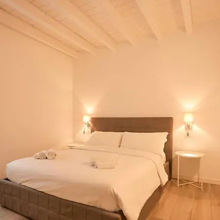 Sweetly In The Walled With Wifi E Ac Apartamento Como