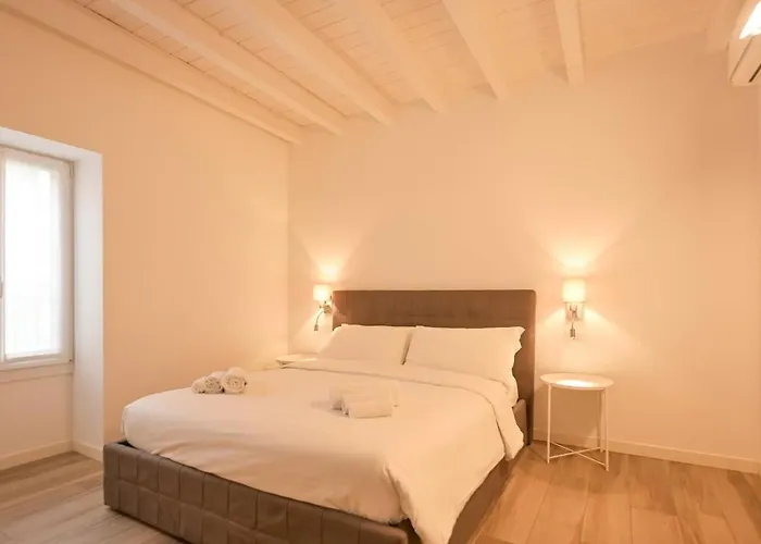 Sweetly In The Walled With Wifi E Ac Apartamento Como