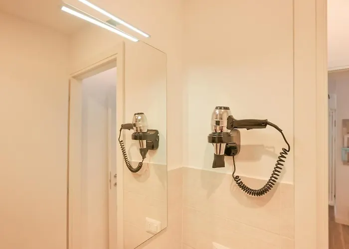 Sweetly In The Walled With Wifi E Ac Apartamento Como